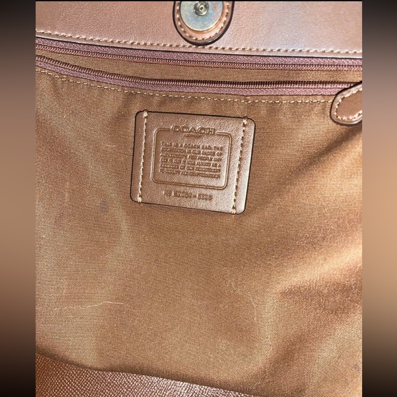 Coach City Tote in Signature Canvas - Picture 3 of 7